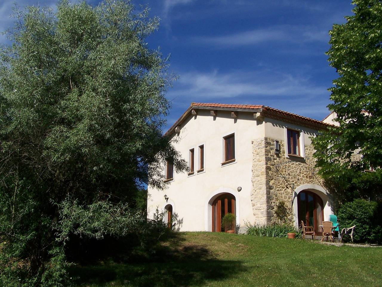 Hochwertiges Haus mit Terrassenblick auf die Ber in Sonnac-sur-l'Hers, Région de Limoux