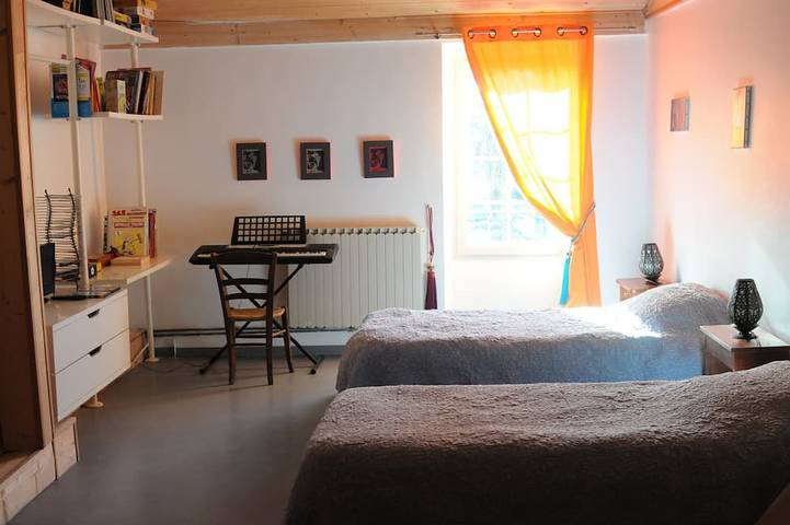 Gîte pour 8 personnes, avec jardin et terrasse à Lectoure - 2