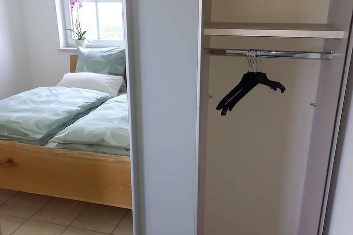 Entire apartment, Ferienwohnung Hansen, in Ruhiger Lage mit Wunderschönem Ausblick in Welschbillig, Landkreis Trier-Saarburg