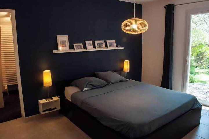 Location de vacances pour 8 personnes, avec jardin à Villetelle - 2