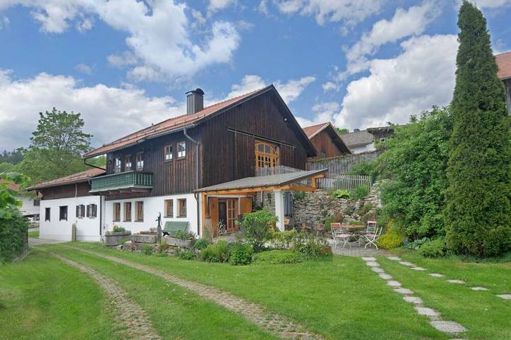 Ferienhaus für 22 Personen, mit Haustier in Lindberg