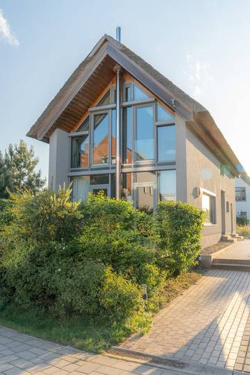 Strandhaus für 6 Personen, mit Terrasse und Ausblick sowie Seeblick in Heiligenhafen