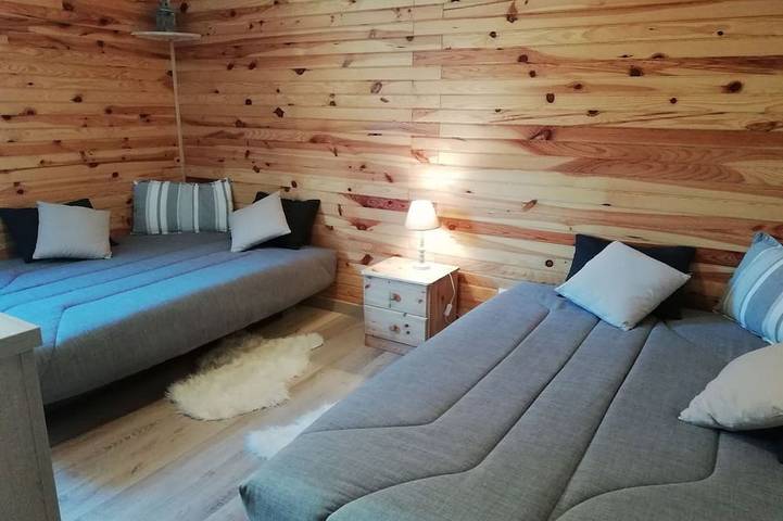 Gîte pour 6 personnes, avec terrasse et jardin dans Auron - 2