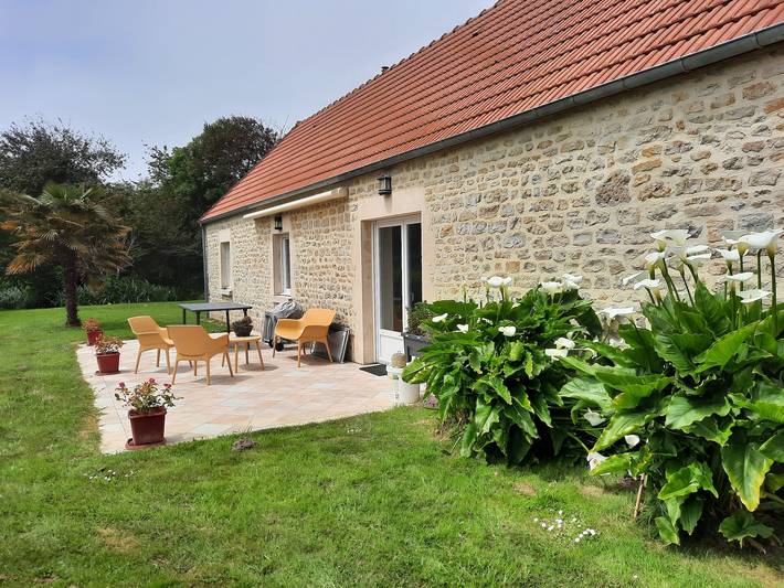 Location de vacances pour 4 personnes, avec Terrasse et Jardin à Audouville-la-Hubert