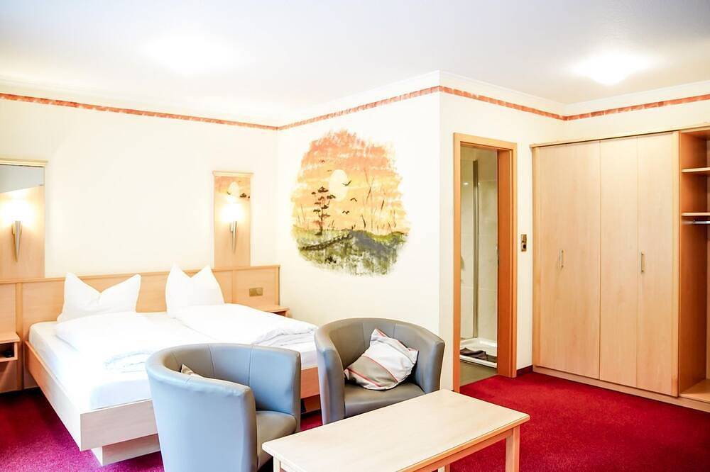 Komfortables und vielseitiges Zimmer –Perfekt für Erholung, Arbeit und Austausch in Züschen, Winterberg