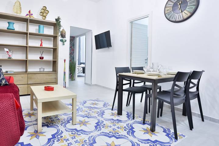 Ganze Wohnung, Ferienwohnung für 7 Personen mit Balkon/Terrasse in Neapel, Neapel Provinz