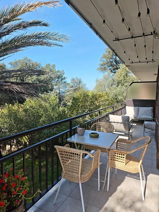 Apartamento de vacaciones para 4 personas, con vistas y jardín - 1