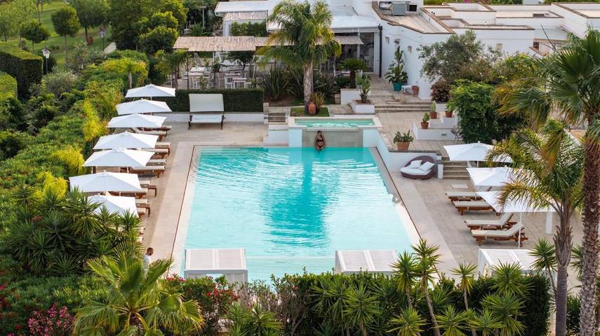 Appartamento per 2 persone, con piscina e panorama nonché giardino, con animali domestici in Giurdignano