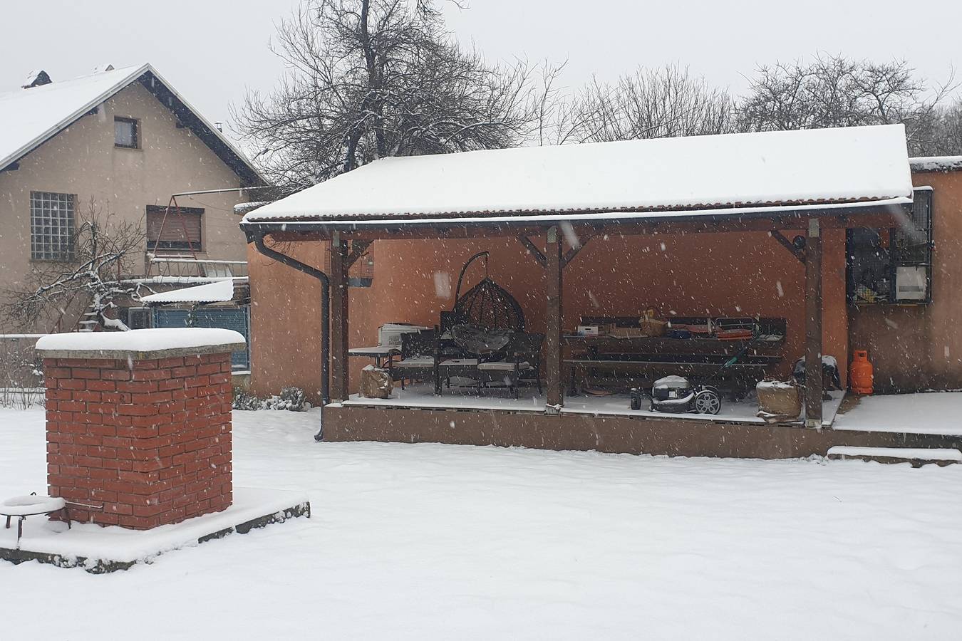 Ganze Wohnung, 1-Zimmer-Ferienwohnung mit Terrasse Otocac, Velebit A-20517-b in Prozor, Lika-Senj