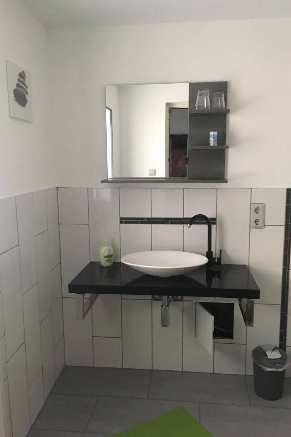 Ganze Wohnung, Charmantes Appartement mit Grill und Garten in Frankenroda, Werratal