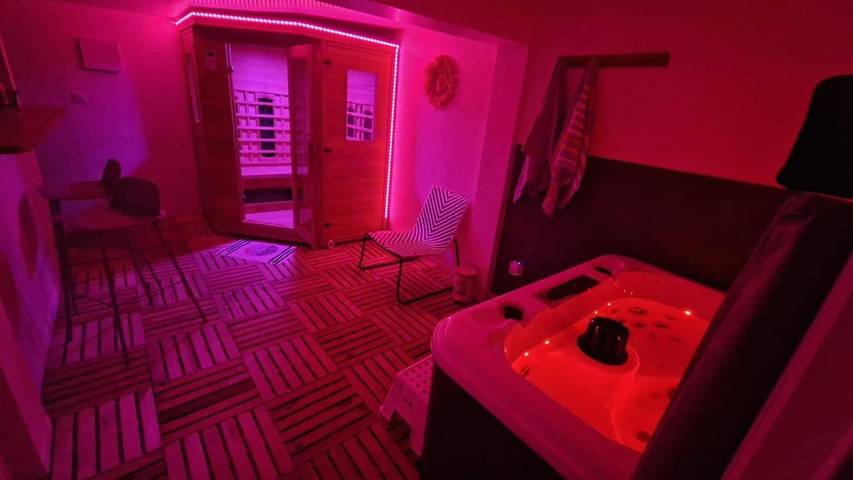 Villa pour 4 personnes, avec jacuzzi ainsi que jardin et sauna dans Essonne - 2