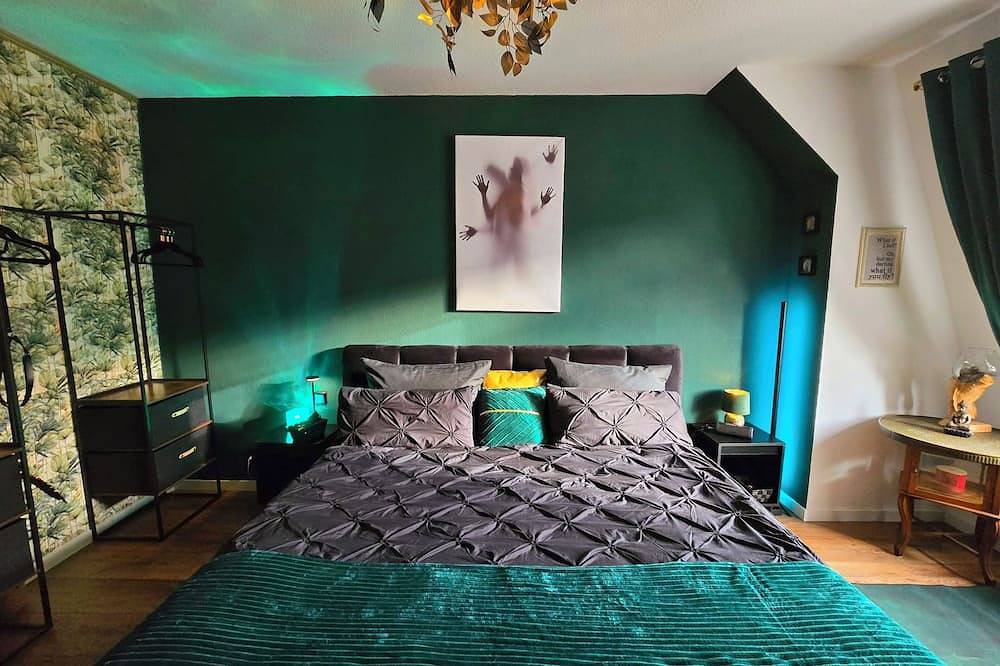 Ganze Wohnung, Fifty Shades of Green P18 Apartment in Dresden-Neustadt, Dresden