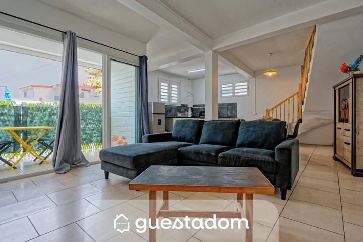 Apartamento de vacaciones para 4 personas, con jardín y balcón - 1