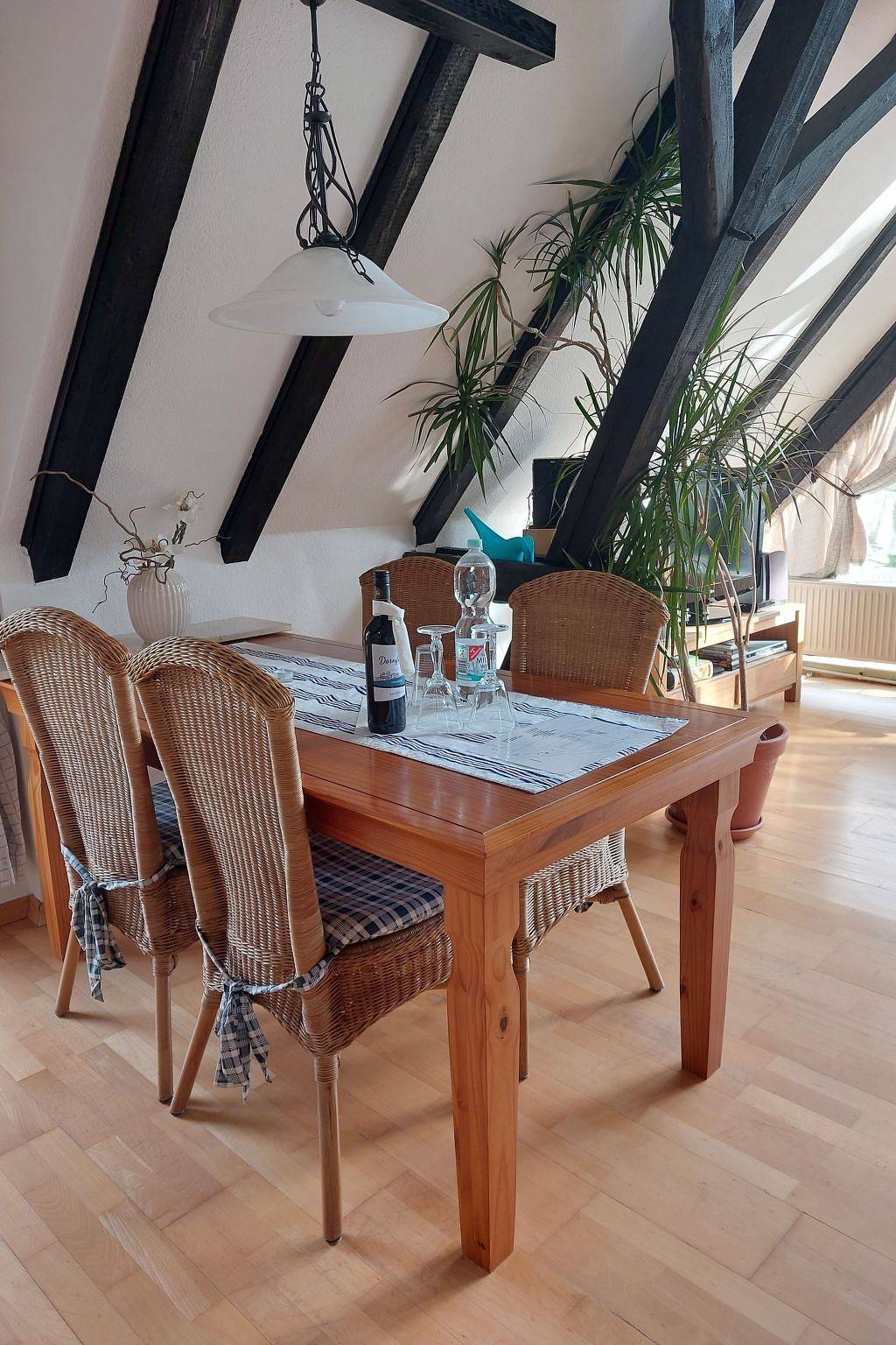 Ganze Wohnung, In Volksdorf mit Großer Terrasse in Meerbeck, Landkreis Schaumburg