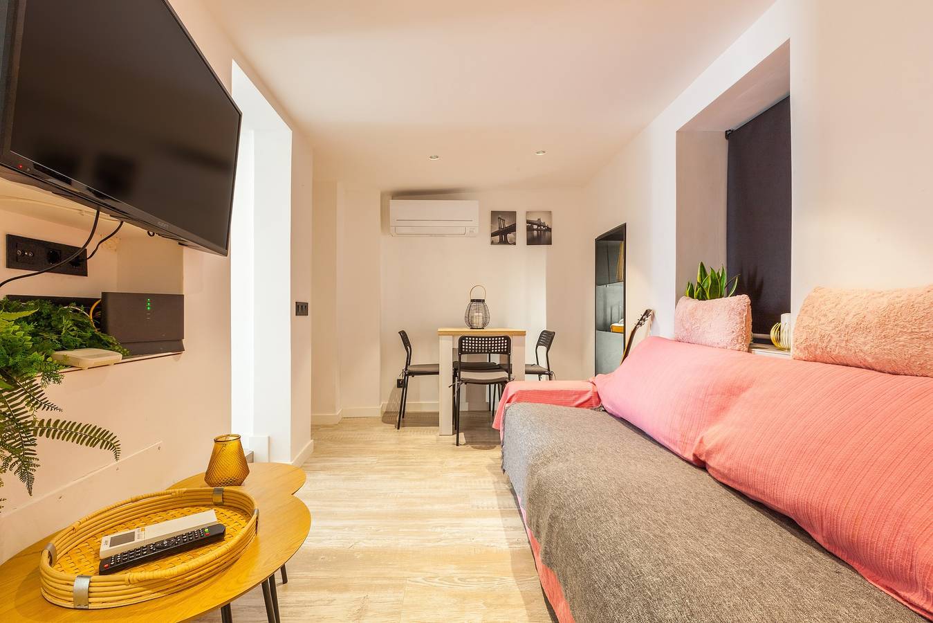 Apartamento inteiro, Apartamento "Dulce y Acogedor" com terraço privado e Wi-Fi in Vilanova i la Geltrú, Garraf
