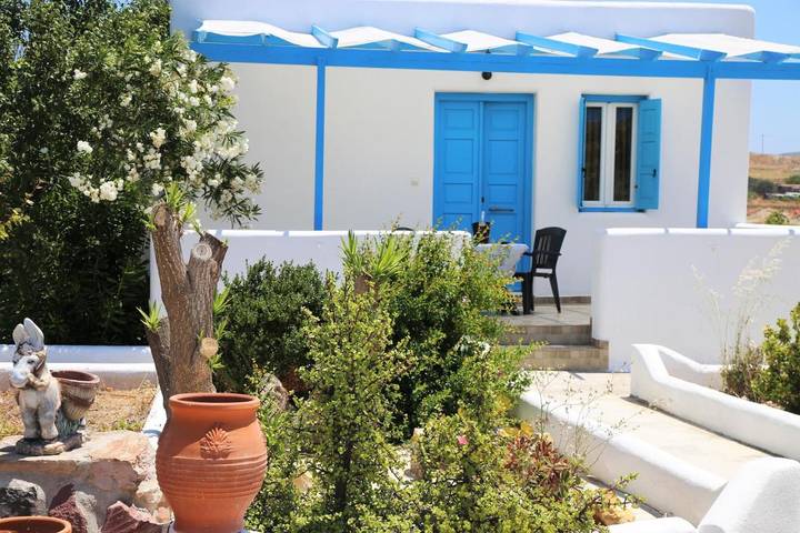 Location de vacances pour 10 personnes, avec jacuzzi et jardin dans Adamas - 3