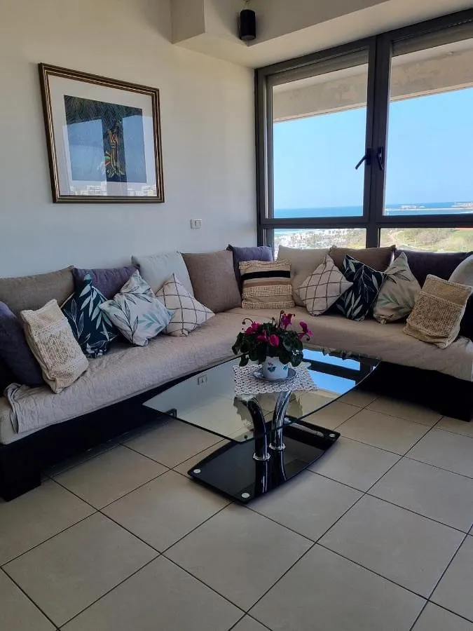Apartamento de vacaciones para 5 personas, con vistas además de jardín y vistas al lago - 1