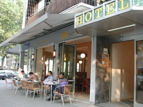 Hotel für 4 Personen, mit Terrasse