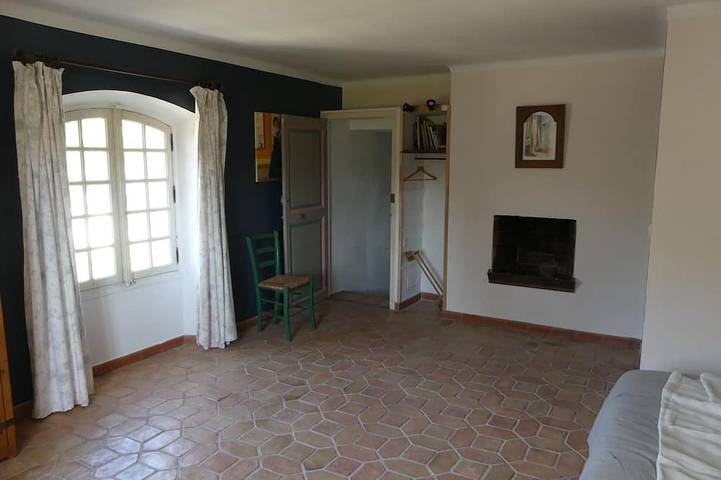 Location de vacances pour 2 personnes, avec jardin à Solliès-Pont - 4