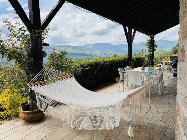 Splendida villa con vista panoramica e piscina in Fabras, Parc naturel régional des Monts d'Ardèche