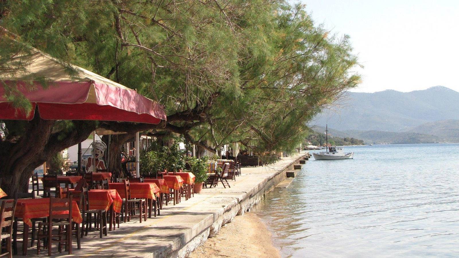 Ganze Ferienwohnung, Rafaela Iii Haus in Milina 200 Meter vom Strand - für 2 Erwachsene und  2 Kinder in Pilion