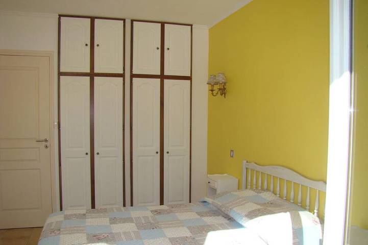 Gîte pour 6 personnes, avec terrasse et jardin à Collobrières - 2