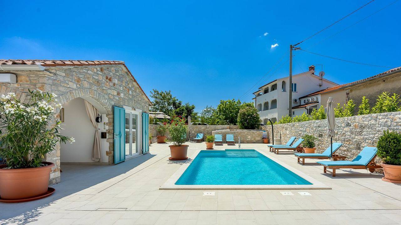 Villa für 6 Personen (200 m²) in Sveti Lovreč Pazenatički in Selina, Zentralistrien