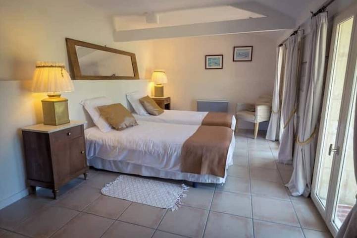 Gîte pour 6 personnes à Saires - 4