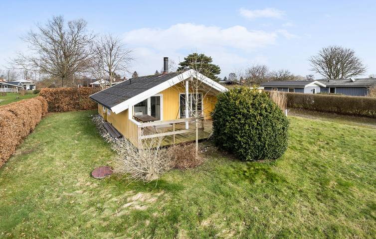 Ferienhaus für 4 Personen, mit Terrasse und Garten in Pøt Strandby - 2