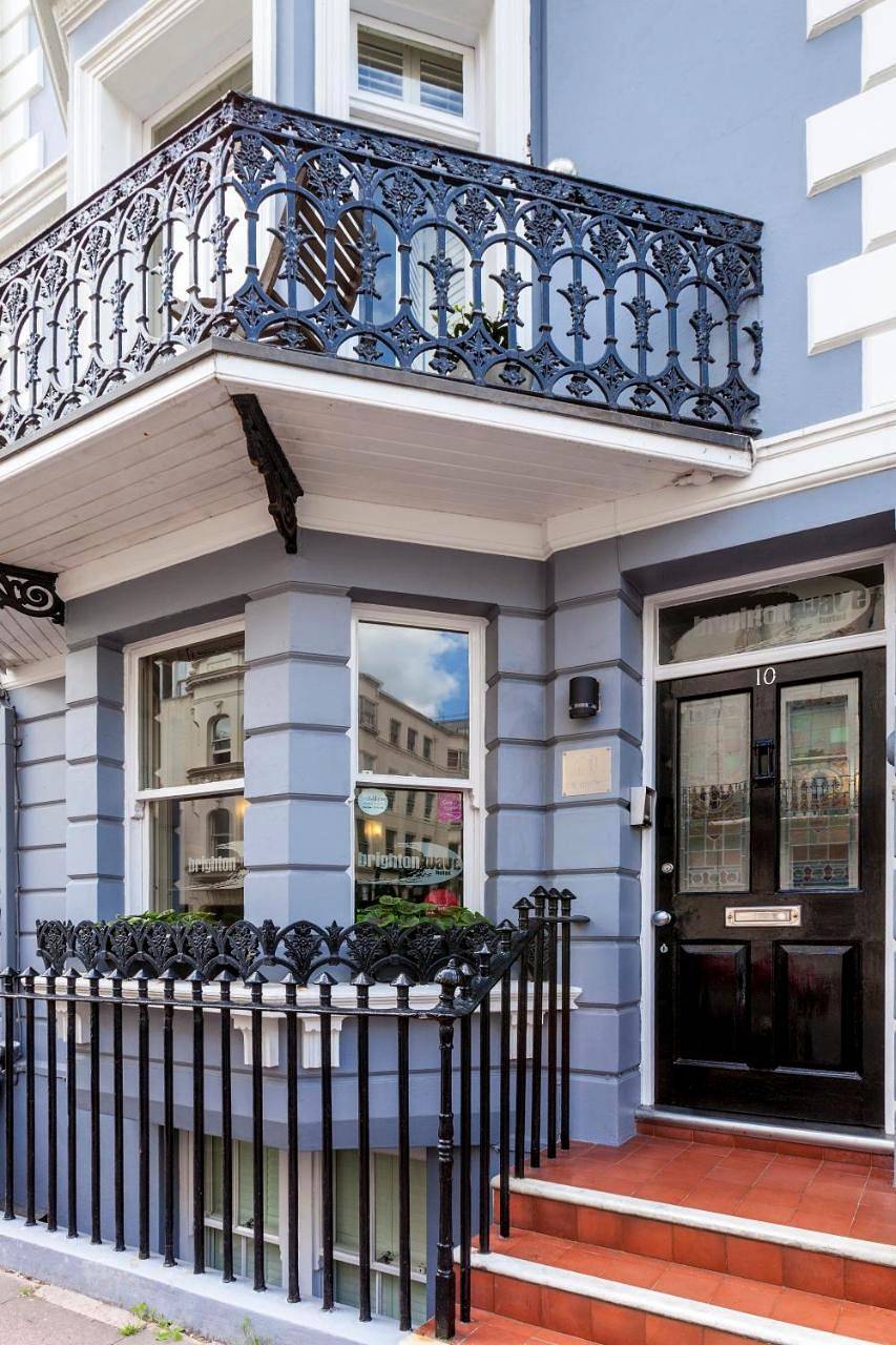 Bed and Breakfast for 10 people in Brighton, Sussex