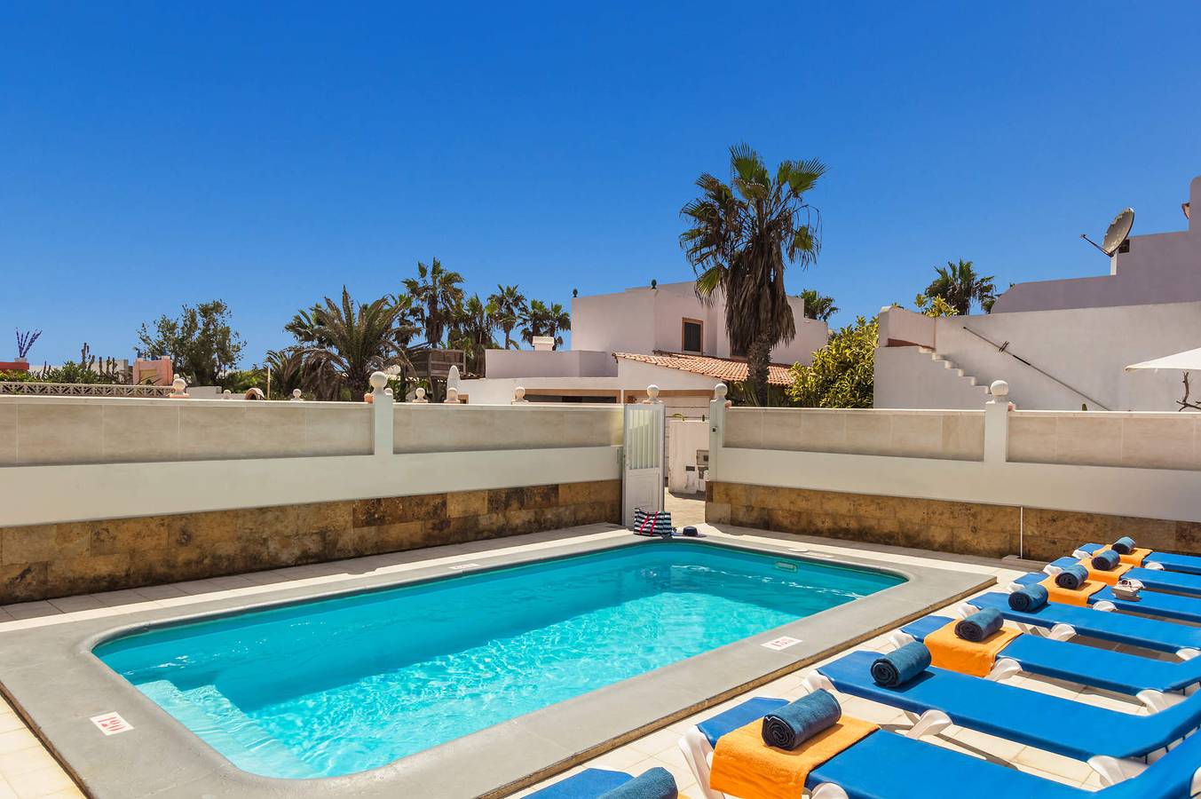 Villa Tamarindos by Villa Plus in Corralejo, La Oliva