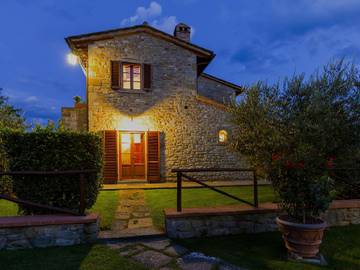 Villa for 4 People in Arezzo Province, Tuscany, Photo 4