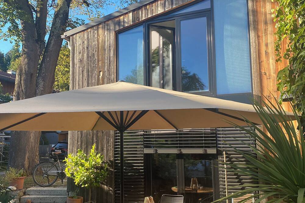 Scheunenumbau von 1860, Tinyhaus mit Terrasse, zwischen München und Chiemsee! in Rosenheim, Oberbayern