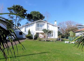Gîte pour 2 personnes, avec jardin et balcon en Pyrénées-Atlantiques