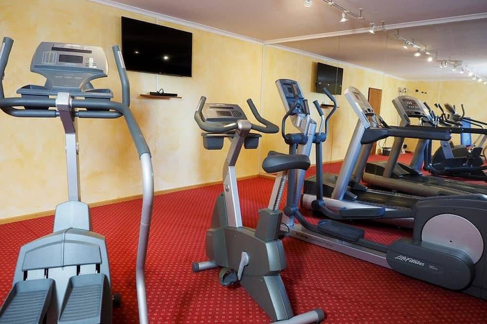 Entire apartment, Apartment with glazed dormer window - bathrobe access to the thermal baths possible. in Bad Griesbach im Rottal, Eastern Bavaria