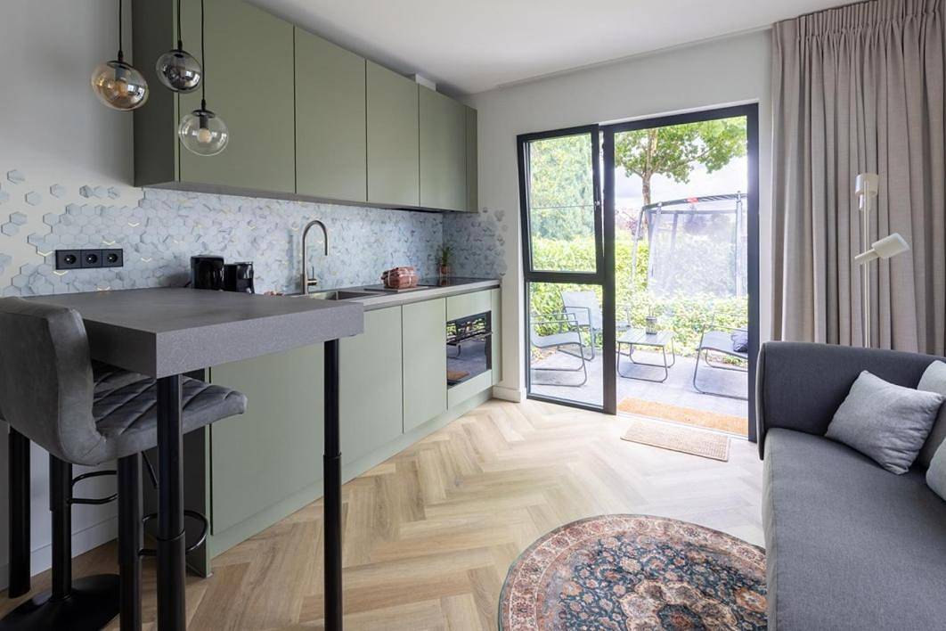 Appartement entier, De Aanbouw van Foonloos - luxe studio vlakbij Utrecht in Houten, Bestuur Regio Utrecht