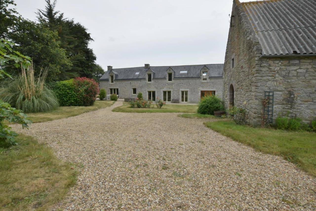 Large Double Room in Theix, Parc naturel régional du Golfe du Morbihan