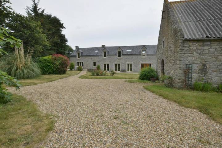 Chambre d’hôte pour 3 personnes, avec Terrasse et Jardin
