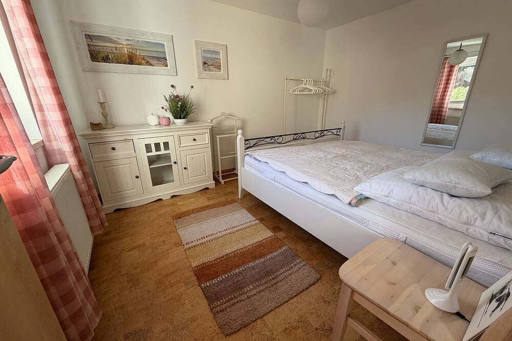 Ferienwohnung am Weidendom bei Stralsund - Ferienwohnung Erdgeschoss in Wendorf, Stralsund Umland