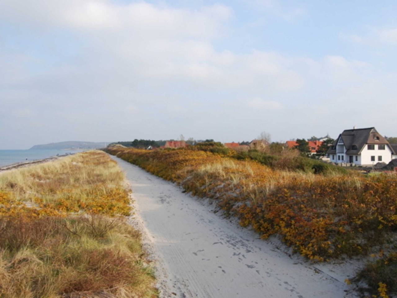 Ganze Ferienwohnung, Ferienhaus Hiddensee an der Ostsee - Fewo Iii (Meeresrauschen) in Hiddensee, Ostseeinseln