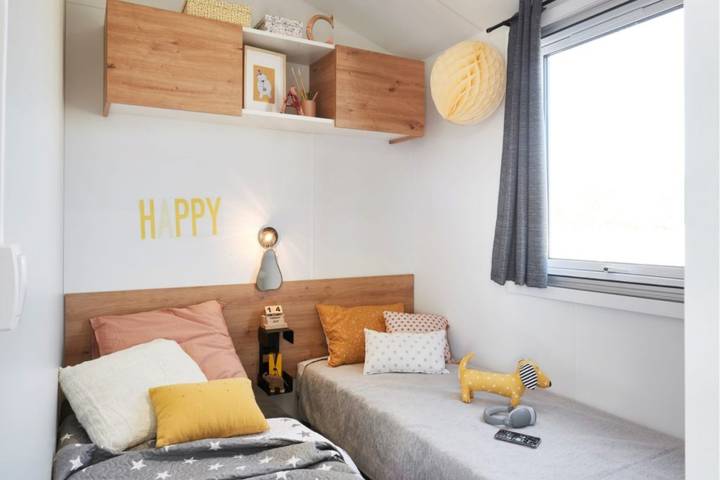 Location de vacances pour 5 personnes, avec piscine ainsi que terrasse et jacuzzi, animaux acceptés dans Plage des sables d'or - 4