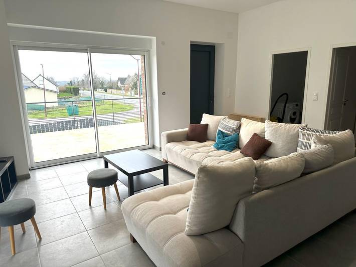 Gîte pour 4 personnes, avec jardin à Saulces-Monclin