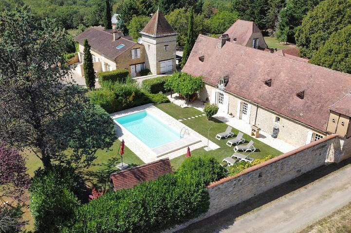 Location de vacances pour 15 personnes, avec jardin à Saint-Laurent-la-Vallée