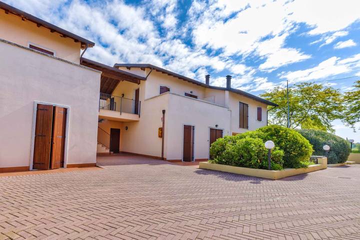 Ferienwohnung für 6 Personen, mit Balkon und Garten in Peschiera del Garda - 4