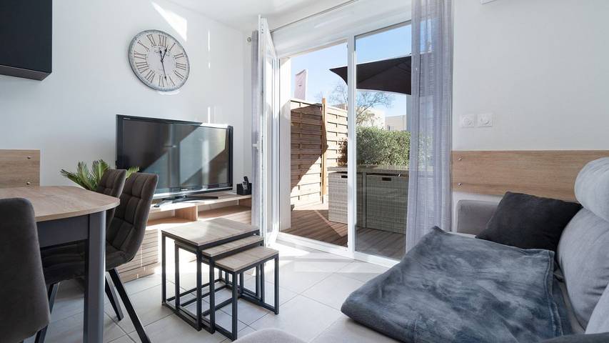 Ferienhaus für 7 Personen, mit Garten und Pool in Sérignan