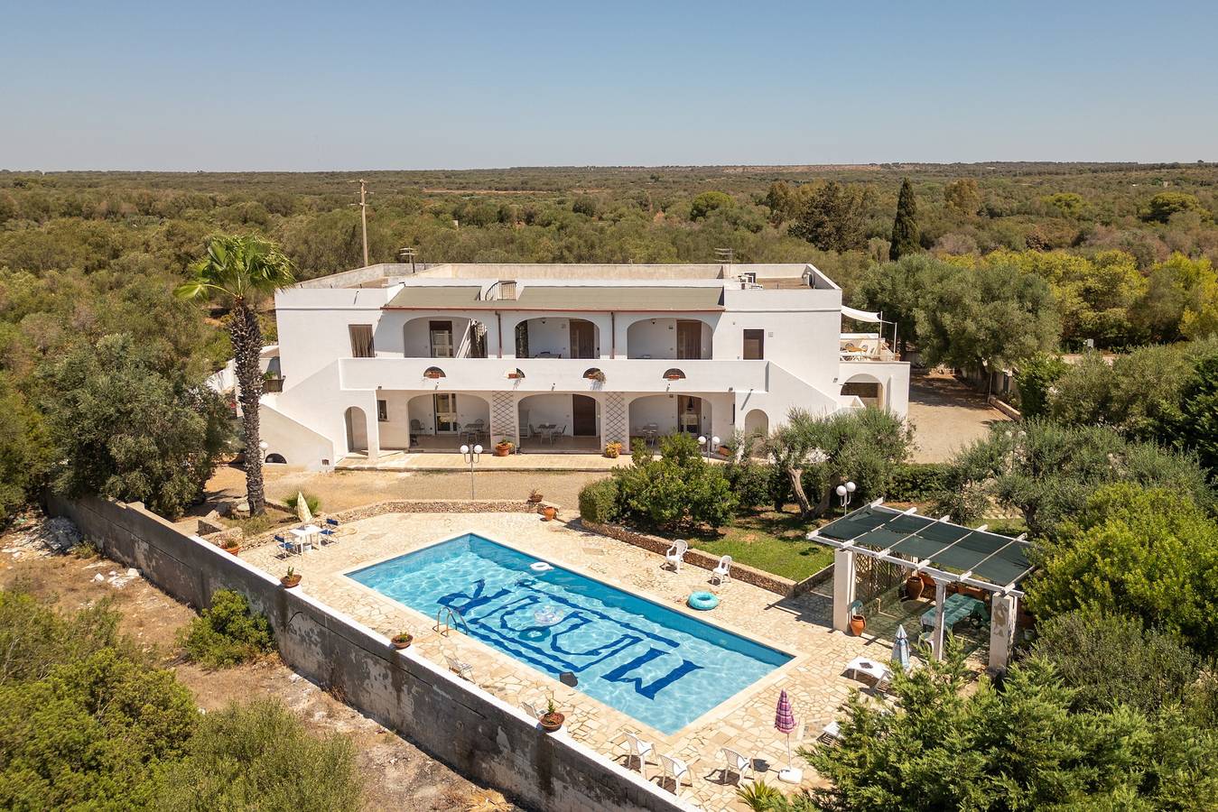 Appartamento intero, Appartamento 'Marubium - Castignano' con piscina condivisa, Wi-Fi e aria condizionata in Maruggio, Golfo di Taranto