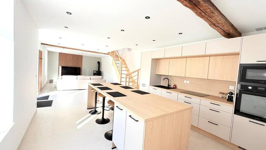 Location de vacances pour 5 personnes, avec terrasse à Sacy-le-Grand