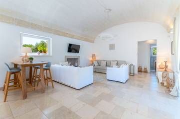 Villa for 6 People in Ostuni, Valle D'Itria, Photo 4