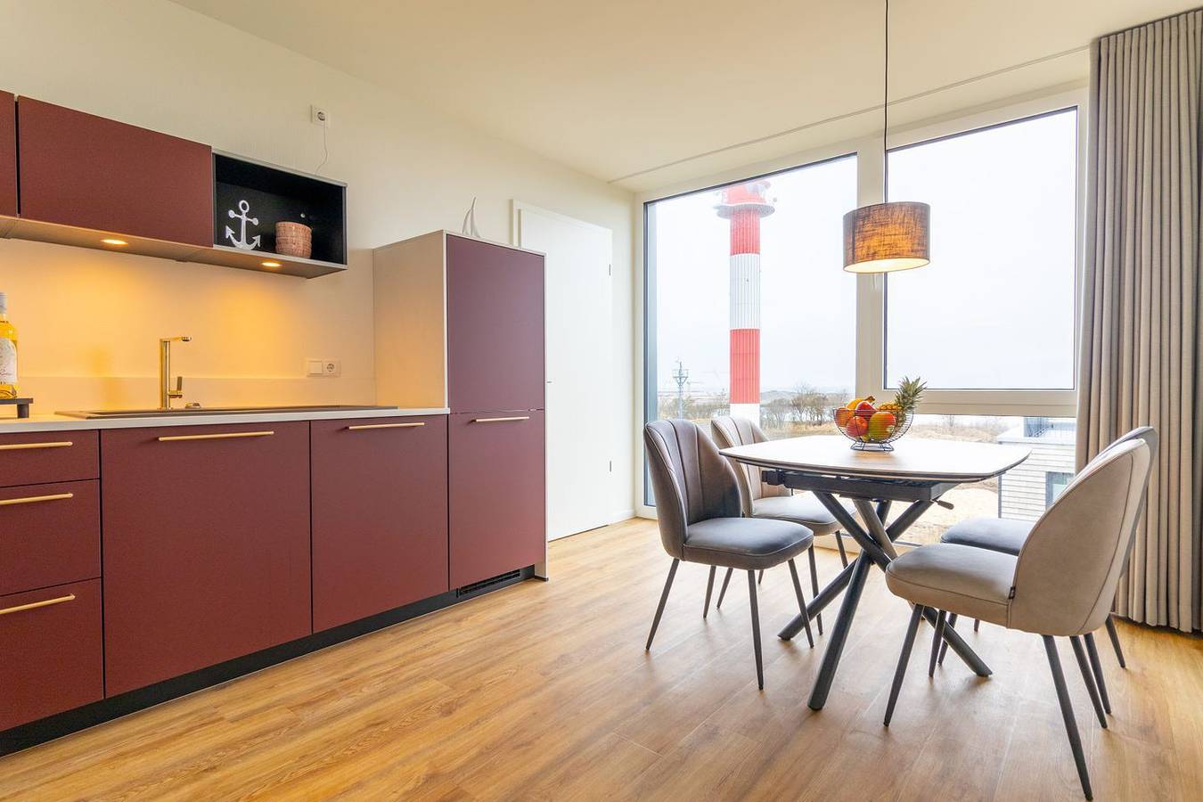 Ganze Wohnung, Ostseeleuchten – Dachterrasse. Sauna. Hund erlaubt. in Marienleuchte, Fehmarn