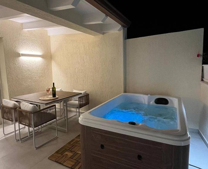 Villa per 4 persone, con giardino e panorama in Murta Maria